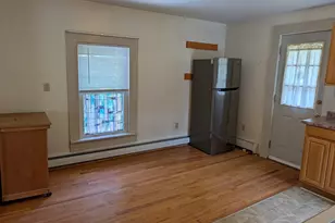28 Walnut St, Greenfield, MA 01301 - Photo 6