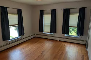28 Walnut St, Greenfield, MA 01301 - Photo 10
