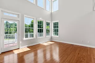 7 Riverwalk Ln, Walpole, MA 02032 - Photo 4