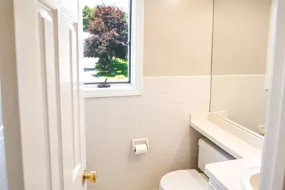 701 Sherwood Forest Ln #701, Saugus, MA 01906 - Photo 8