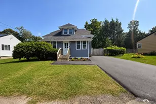 32 Sycamore Ave, Brockton, MA 02301 - Photo 1