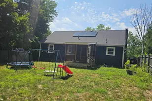 85 Lexington Ave, Lowell, MA 01854 - Photo 32