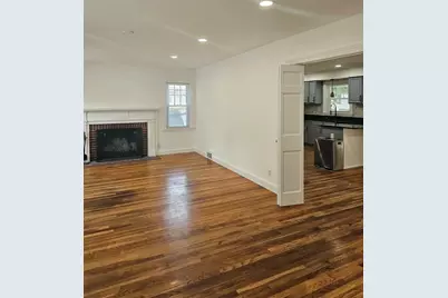 85 Lexington Ave, Lowell, MA 01854 - Photo 4