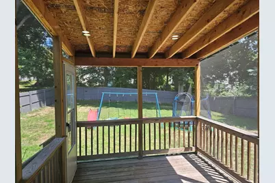 85 Lexington Ave, Lowell, MA 01854 - Photo 12
