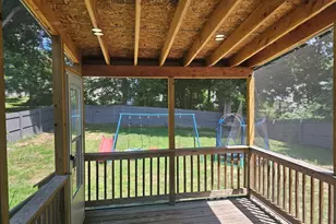 85 Lexington Ave, Lowell, MA 01854 - Photo 12