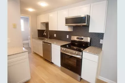 25 Elm St S #1, Barre, MA 01005 - Photo 10