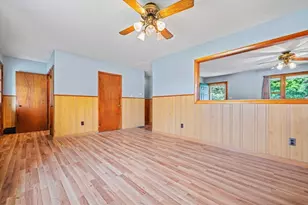 20 Roy St, Fairhaven, MA 02719 - Photo 8
