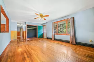 20 Roy St, Fairhaven, MA 02719 - Photo 6