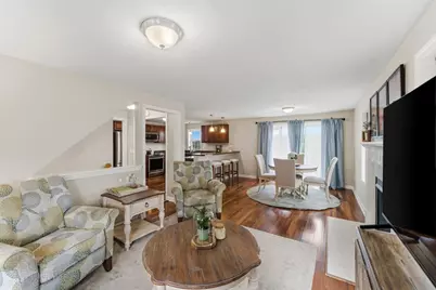 34 Bittersweet Blvd, Worcester, MA 01607 - Photo 8