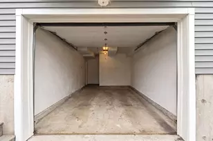 34 Bittersweet Blvd, Worcester, MA 01607 - Photo 32