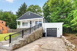69 Wolcott Ave, Dartmouth, MA 02747 - Photo 2