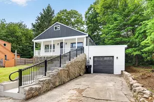69 Wolcott Ave, Dartmouth, MA 02747 - Photo 2