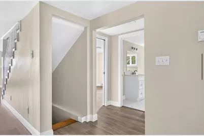 69 Wolcott Ave, Dartmouth, MA 02747 - Photo 12