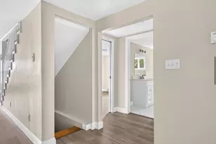 69 Wolcott Ave, Dartmouth, MA 02747 - Photo 12