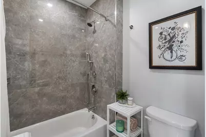 804 E 6th St #2, Boston, MA 02127 - Photo 18