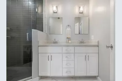 804 E 6th St #2, Boston, MA 02127 - Photo 12