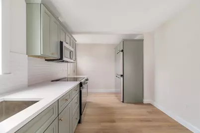 121 Fayette #A, Quincy, MA 02170 - Photo 4