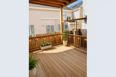 28 Monument St #1, Boston, MA 02129 - Photo 12