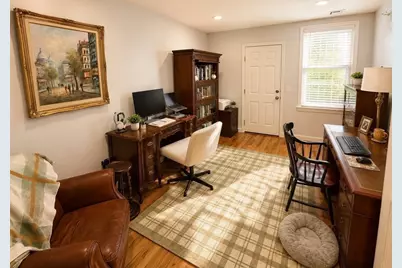 28 Monument St #1, Boston, MA 02129 - Photo 10