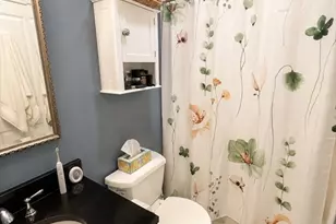 28 Monument St, Boston, MA 02129 - Photo 8