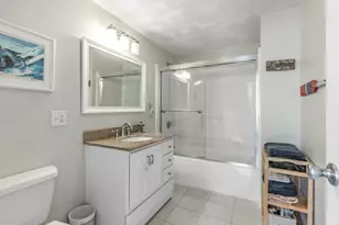 876 Shirley St, Winthrop, MA 02152 - Photo 16