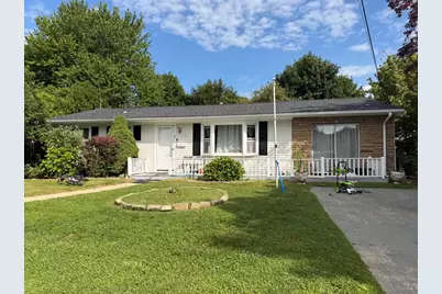 6 Eddy St, Fairhaven, MA 02719 - Photo 1