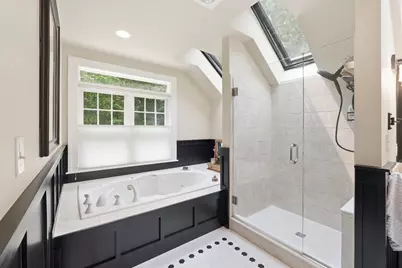 18 Village Green Ln, Holden, MA 01520 - Photo 24