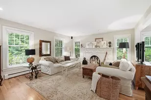 18 Village Green Ln, Holden, MA 01520 - Photo 2