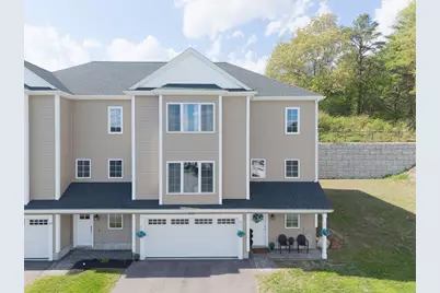 27 Pouts Lane, Uxbridge, MA 01569 - Photo 2