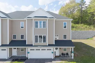 27 Pouts Ln, Uxbridge, MA 01569 - Photo 2