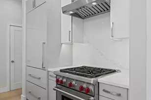 355 Congress St, Boston, MA 02210 - Photo 10