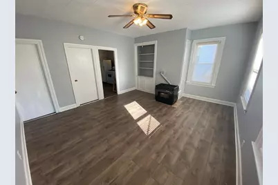 502 Fourth St #2E, Fall River, MA 02721 - Photo 1