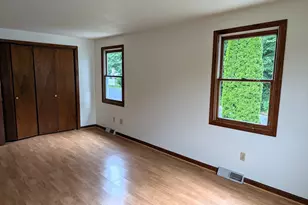 22 Pine Needle Ln, Springfield, MA 01118 - Photo 10