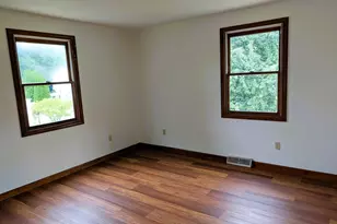 22 Pine Needle Ln, Springfield, MA 01118 - Photo 12