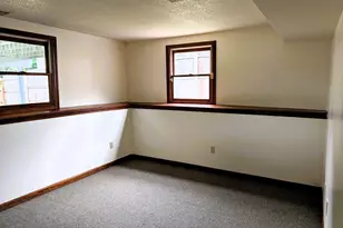 22 Pine Needle Ln, Springfield, MA 01118 - Photo 20