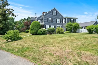 793 Lynnfield St, Lynn, MA 01904 - Photo 12