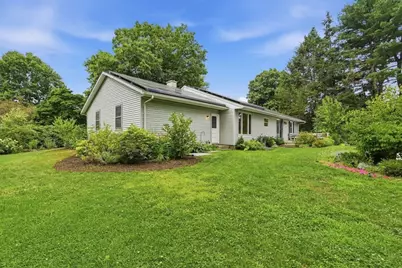 31 Colonial Court, Amherst, MA 01002 - Photo 40