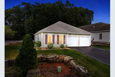 12 Summerfield Dr #12, Uxbridge, MA 01569 - Photo 1
