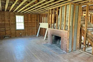 23 Hammond St, Mattapoisett, MA 02739 - Photo 10