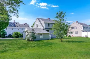 23 Hammond St, Mattapoisett, MA 02739 - Photo 4