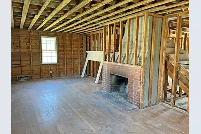 23 Hammond St, Mattapoisett, MA 02739 - Photo 10