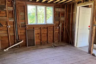 23 Hammond St, Mattapoisett, MA 02739 - Photo 8