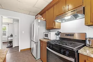 418 Anthony St, Fall River, MA 02721 - Photo 2