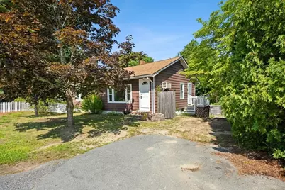 39 Norman Ave, Taunton, MA 02780 - Photo 4
