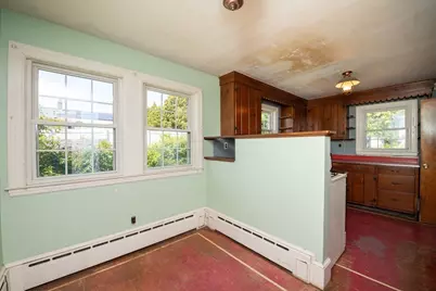 24 Jesse St, Fairhaven, MA 02719 - Photo 16