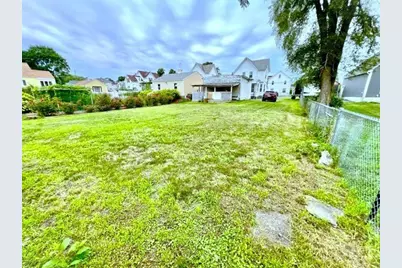 116 Midland Street, Lowell, MA 01851 - Photo 4