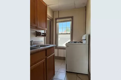 112 Arizona St #3, Fall River, MA 02723 - Photo 6