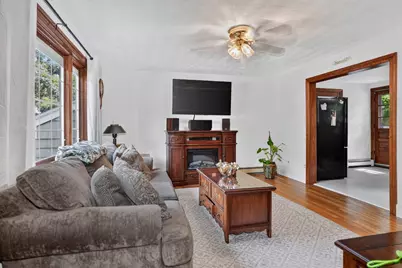 83 Crestwood Dr, Northborough, MA 01532 - Photo 2