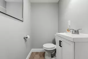 27 R Monroe St, Taunton, MA 02780 - Photo 14