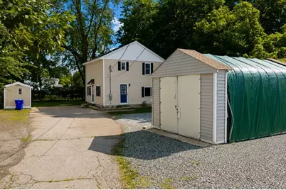 27-R Monroe St, Taunton, MA 02780 - Photo 2